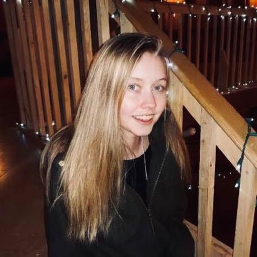 Meet your Posher, Abby